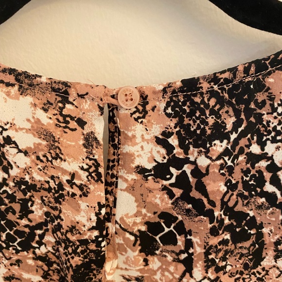 Jones New York Sleeveless Blouse - Picture 5 of 5